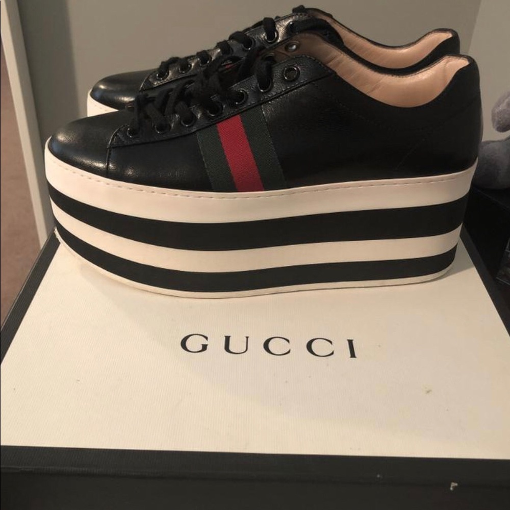 Gucci Platform Peggy size 8